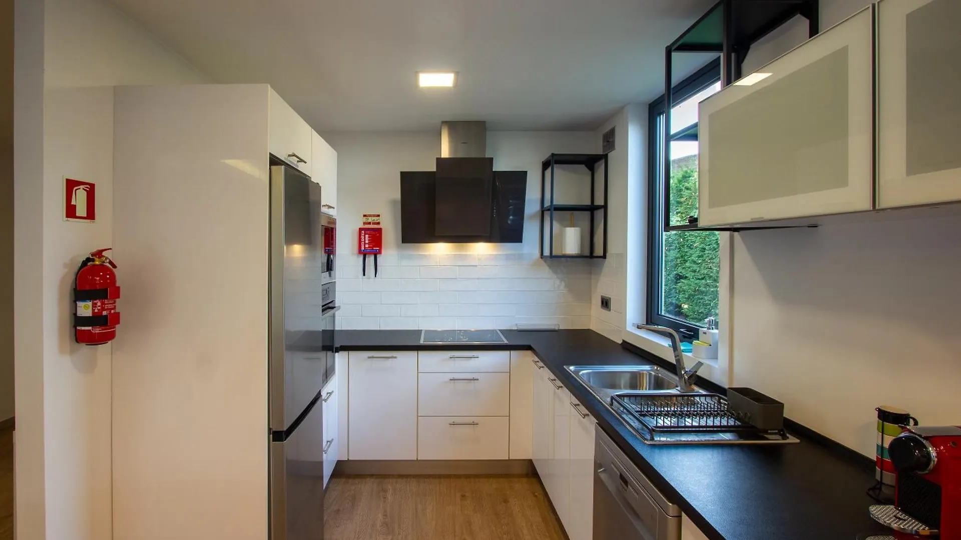 Vakantiehuis The Jolie - A Retreat In The City Funchal